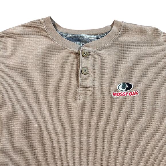 Mossy Oak Tan Earth Tone Thermal Waffle Henley Shirt - Picture 2 of 4